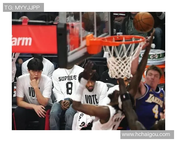 湖人对战开拓者精彩回放视频分析与赛后点评全记录