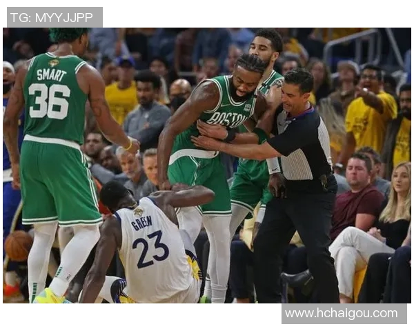 热火与凯尔特人激战正酣1月22日精彩对决引发球迷热议